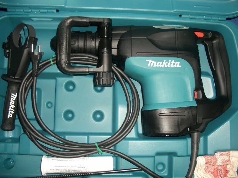 Makita перфоратор hr 4501 c. Перфоратор makita hr4501c. перфоратор макита hr 4501с. отбойный молоток макита 4501с. перфоратор makita sds max 4501.