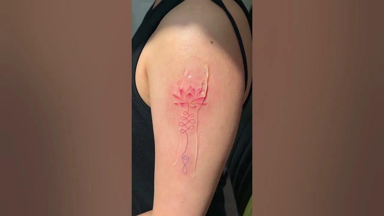 Tattoo 2022. Креативные тату. Модные татуировки 2022 женские. Модные тату 2022 года. Красивые татуировки 2022.