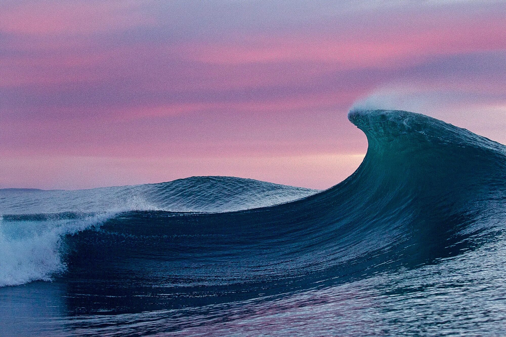море, волны. мощь океана. самые красивые волны. денгиз тулкини. волна море океан.