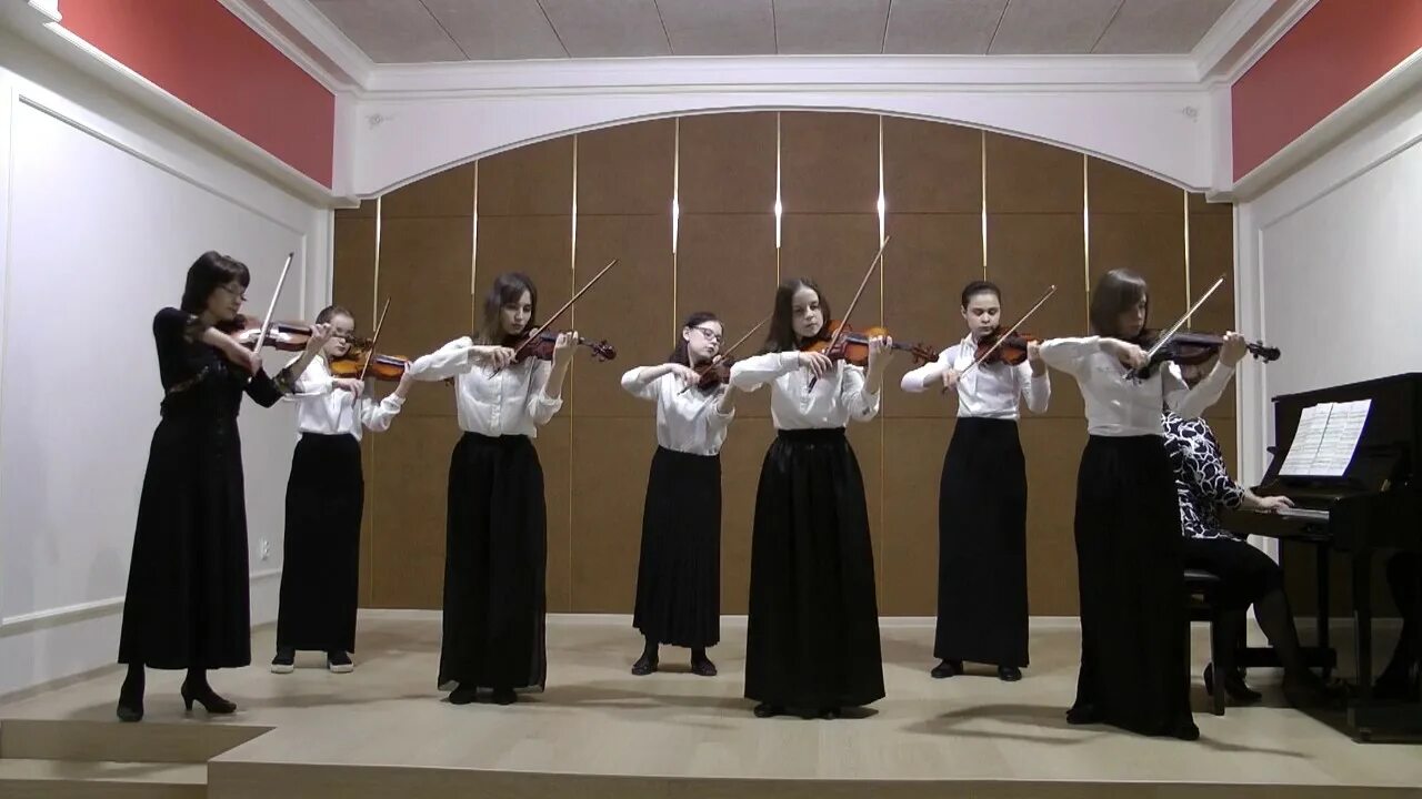 Ансамбль скрипка. Гау &quot;государственный ансамбль скрипачей &quot;виртуозы якутии&quot;. музыкальная школа 11 василеостровского района ансамбль скрипачей. сводный ансамбль скрипачей новокуйбышевск. музыкальная школа 18 самара.