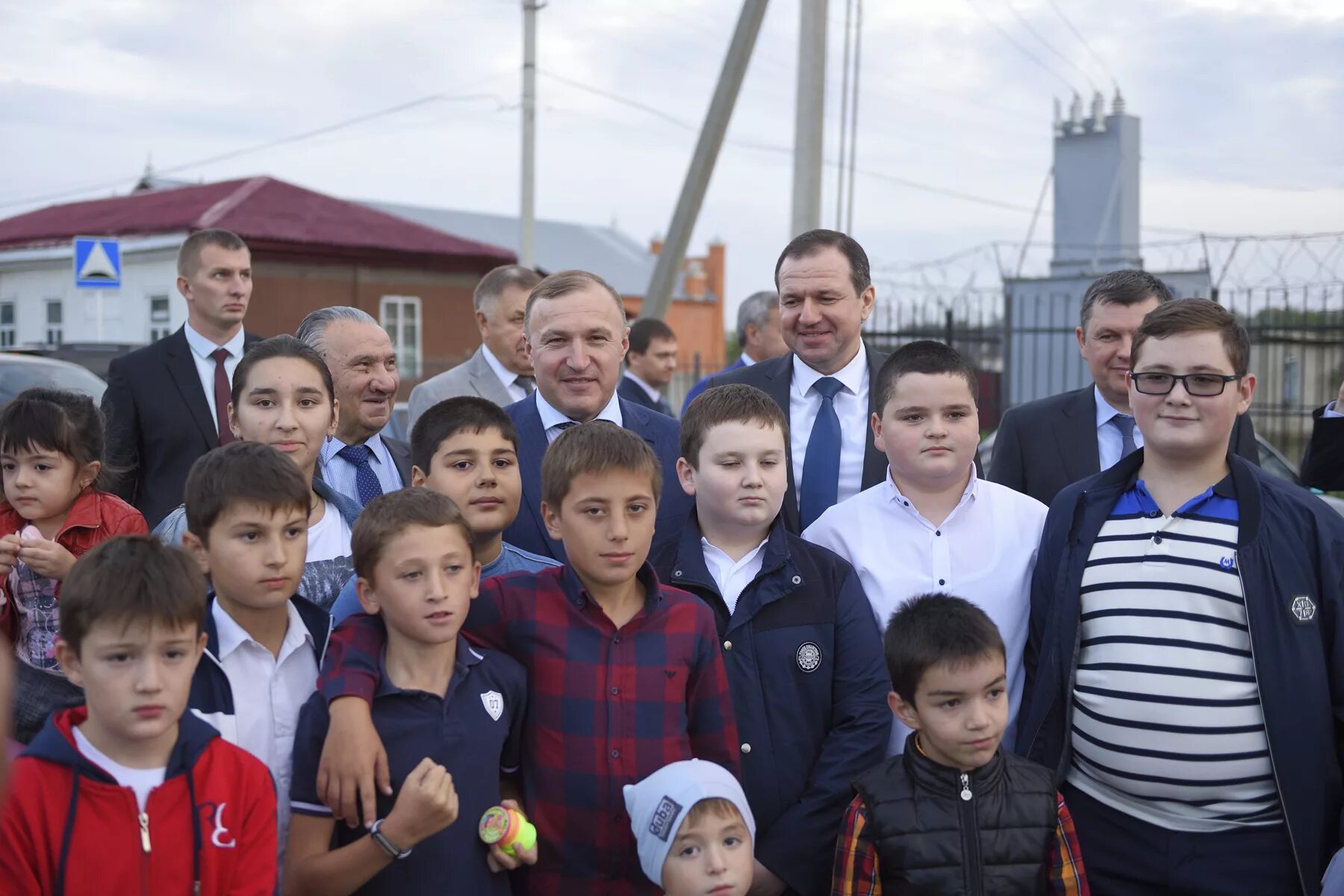Аулы адыгеи. Аул адыгея работа. Тахтамукайский район, аул тахтамукай. Аул хабез карачаево черкесская. Абазины аула уляп.