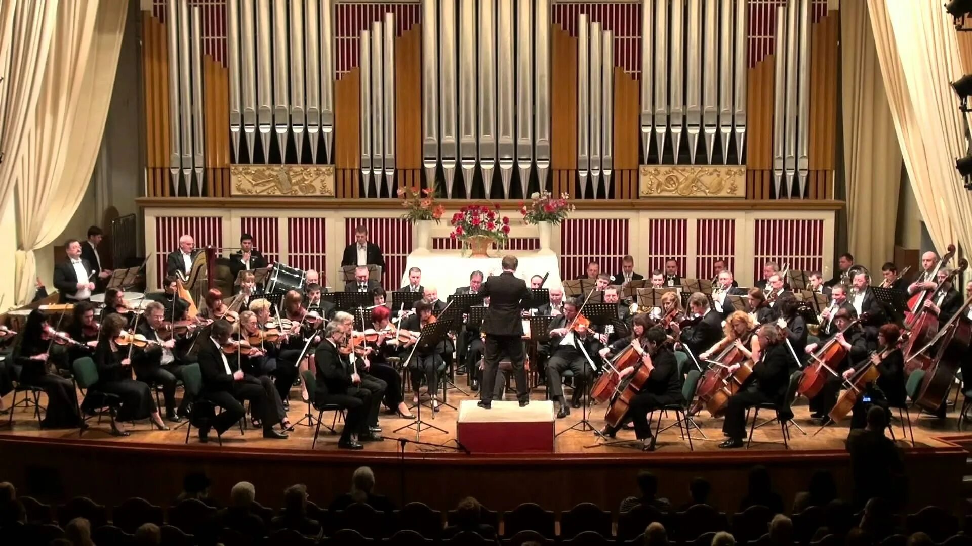 большой симфонический оркестр имени чайковского. O'zbekiston simfonik orkestri. симфонический оркестр шостакович. национальная филармония украины. ленинградская симфония филармония.