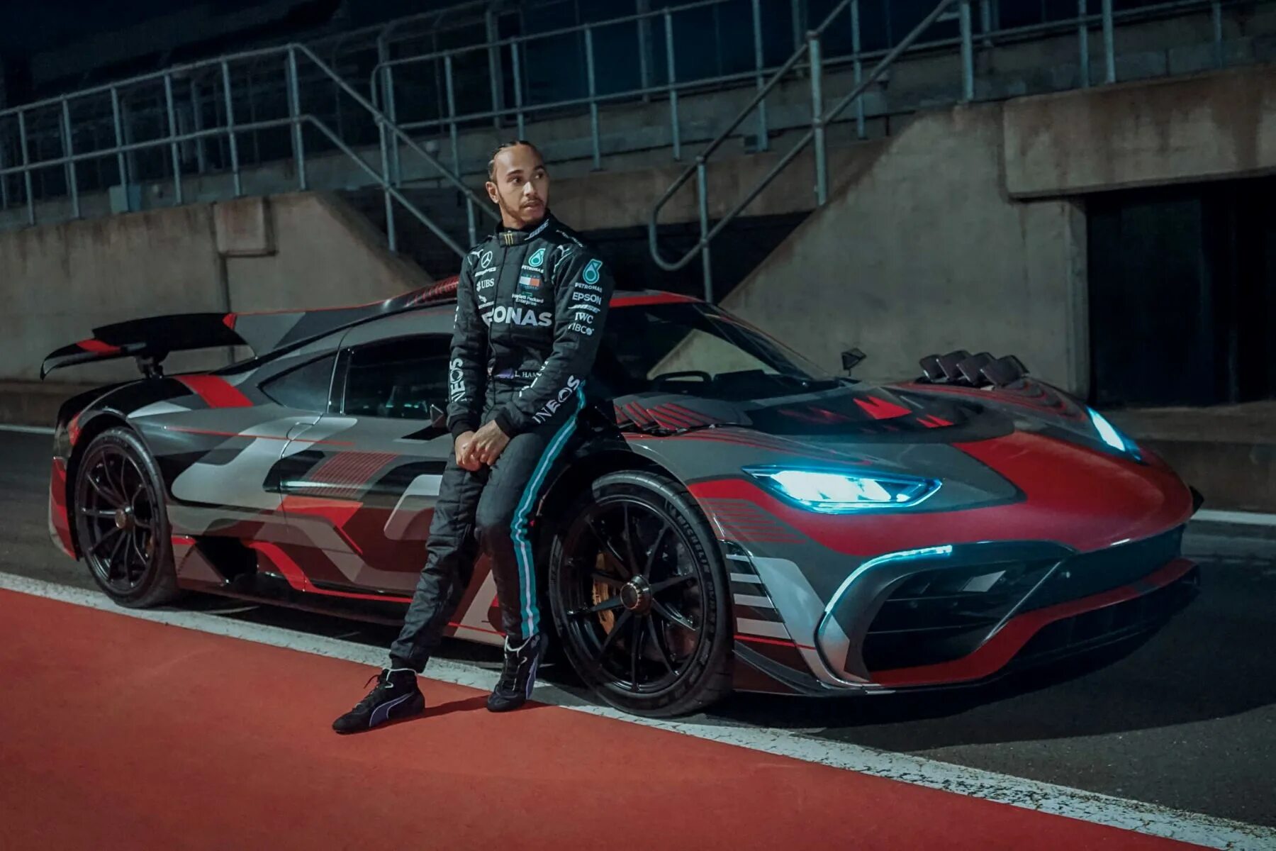 D1 project. Мерседес амг проджект 1. mercedes amg one 2025. мерседес amg project one 2025. льюис хэмилтон мерседес.