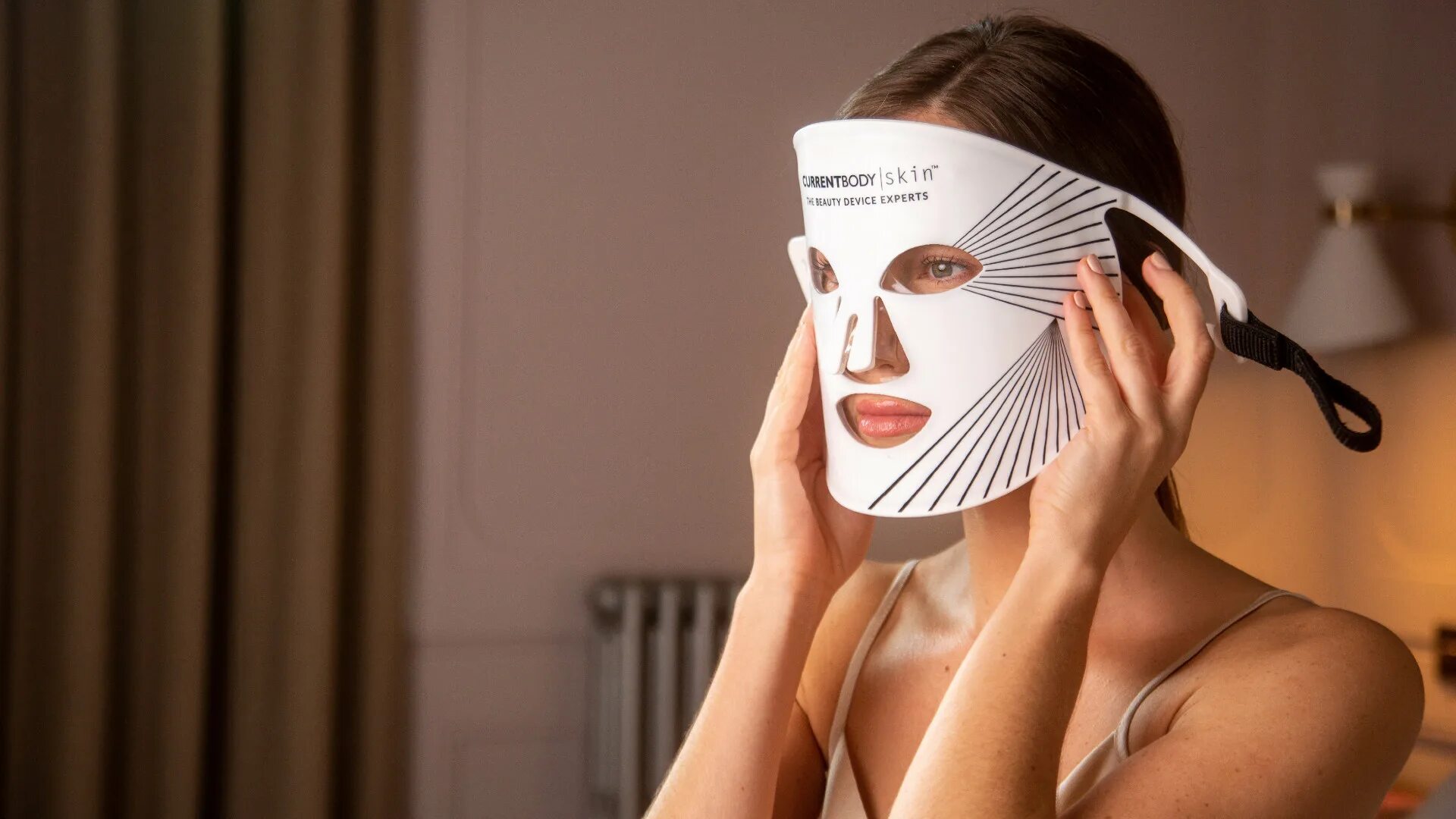 CURRENTBODY Skin led Light Therapy face Mask. Маска терапия техники. CURRENTBODY Skin. Фото маски дизайн. Follow the light маска для лица