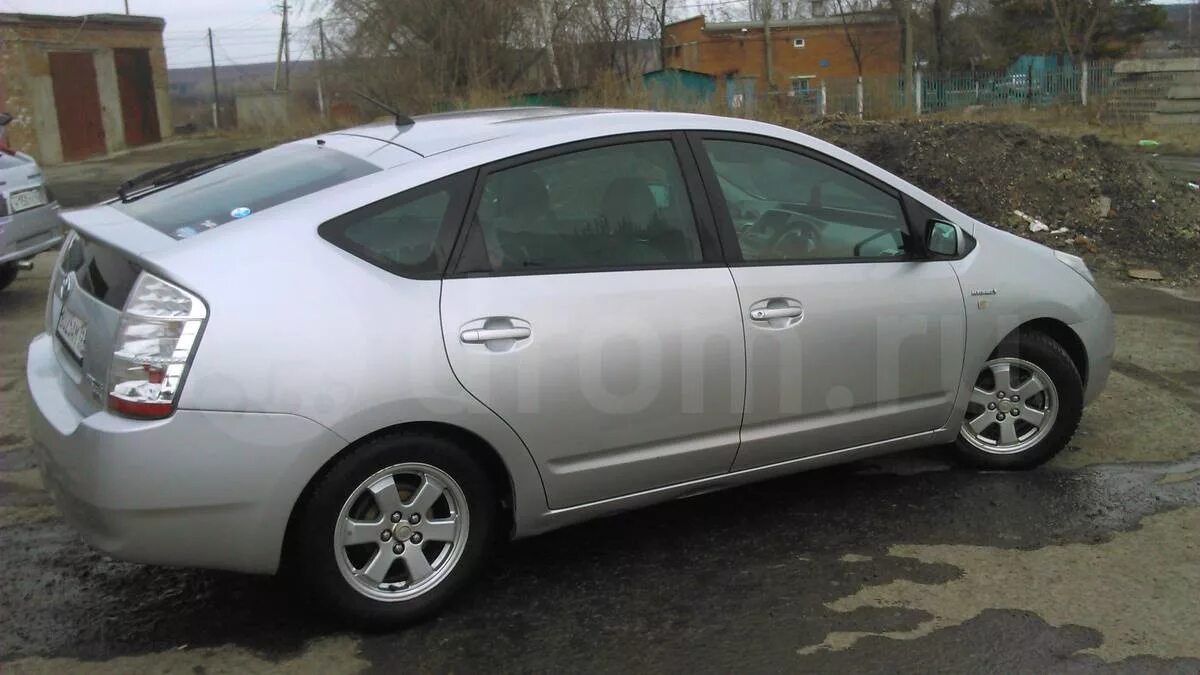 Toyota Prius 2009 White Screen. Приус 130 кузов. Toyota Prius 2023. Регион 797 Тойота Приус.