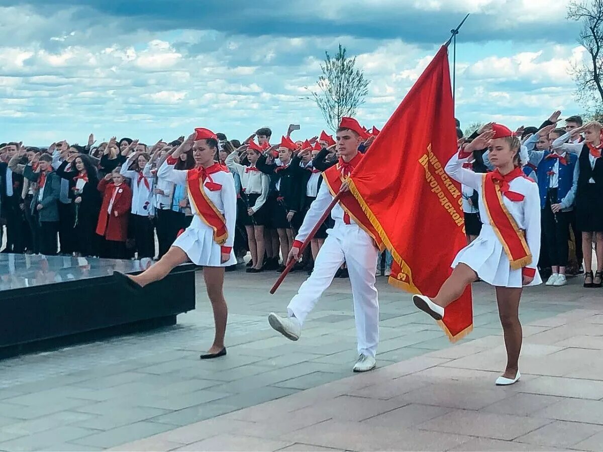 Пионерия. Вынос Знамени у пионеров. Посвящение в пионеры. День пионерии в 2022. День пионерии в 2024