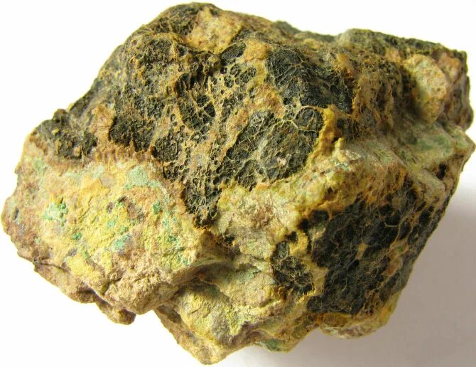 Цветные руды. Урановая руда радиоактивна. Руд 9. Формула блеклых руд. Магнетит, лимонит, сильвин.