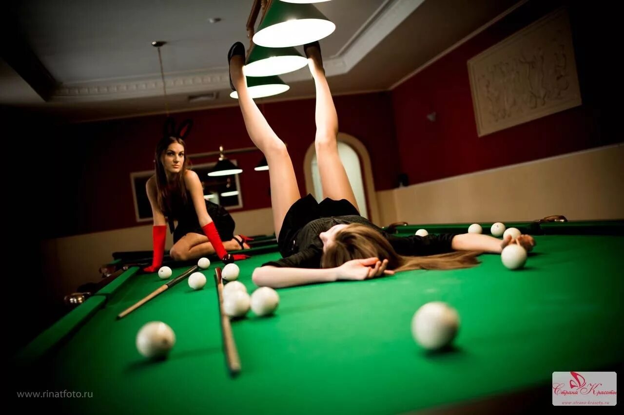Бильярд эдит. Игра русский бильярд американка. Бильярд девушки. Ксения кислова бильярд. Фрэнсис андерсон бильярд.