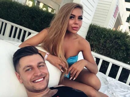С кем сейчас в отношении дава