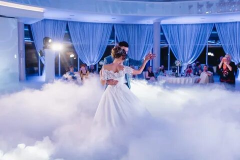 Дым для свадебного танца