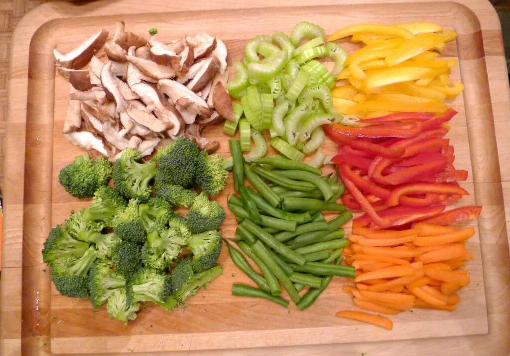 Cut vegetables. Cutting Vegetables овощи. To Cut Vegetables.