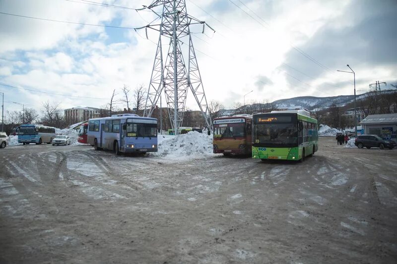 Разворотная площадка на кп петропавловск-камчатский. Комсомольская площадь петропавловск камчатский. Кп петропавловск камчатский. Дом быта камчатка петропавловск-камчатский. Green house петропавловск камчатский.