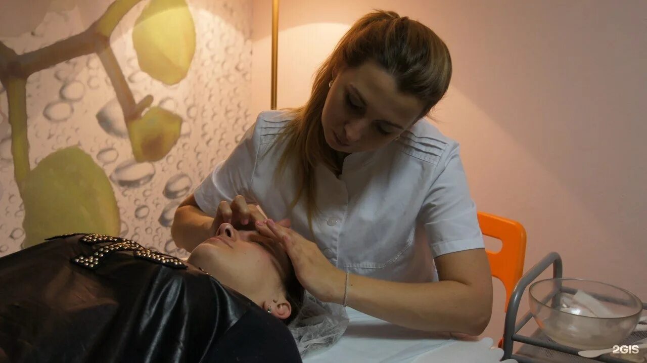 Massage екатеринбург. Киселева массаж Екатеринбург. Учитель массажа.