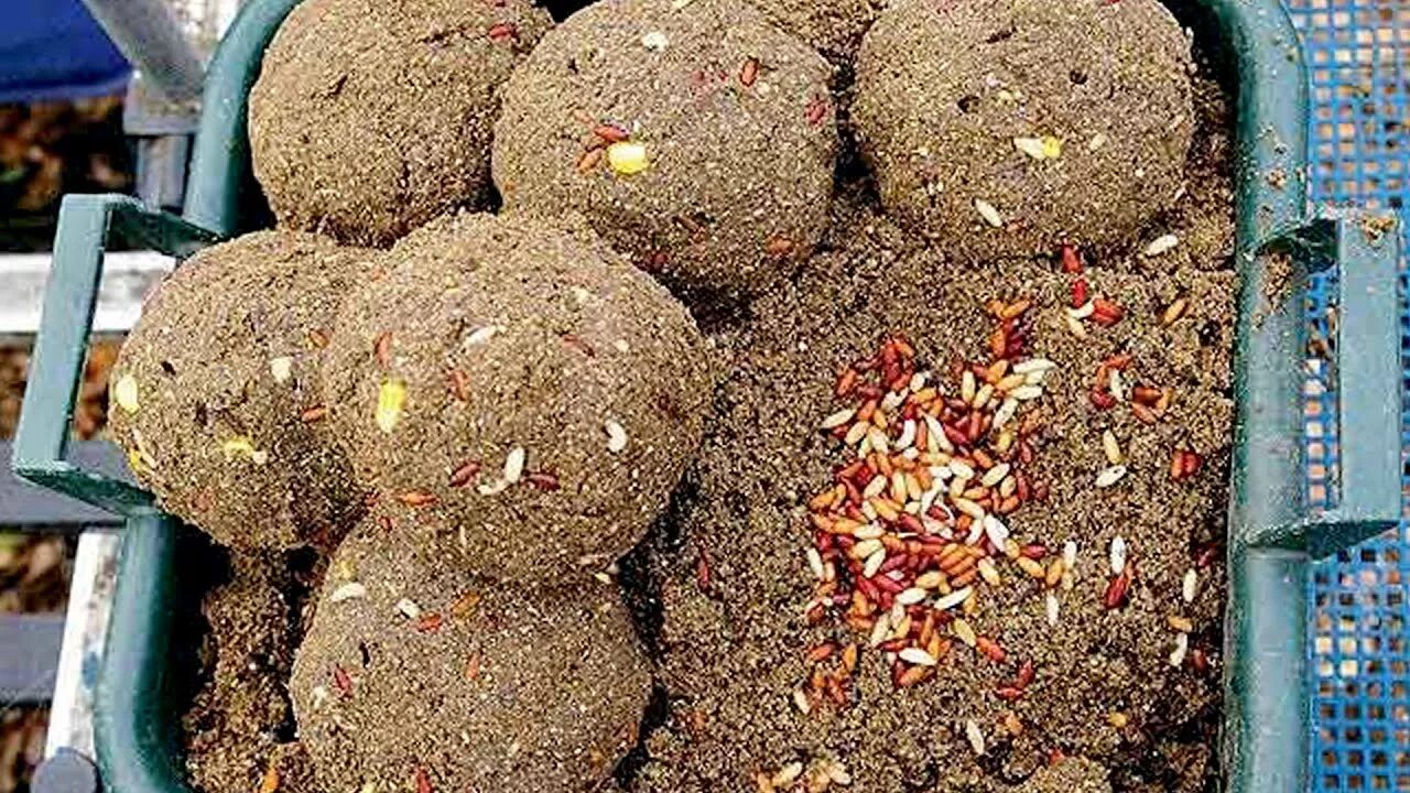 Что добавить в прикормку рыбам. Прикормка для карася. прикормка для рыбы своими руками. добавки в прикормку для рыбалки. прикормка для рыбалки своими руками.