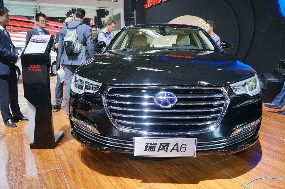 Китайская машина z2023. Китайские машины это какие. Т2 автомобиль китайский. Джили авто модельный ряд 2012. Китайские машины это какие.