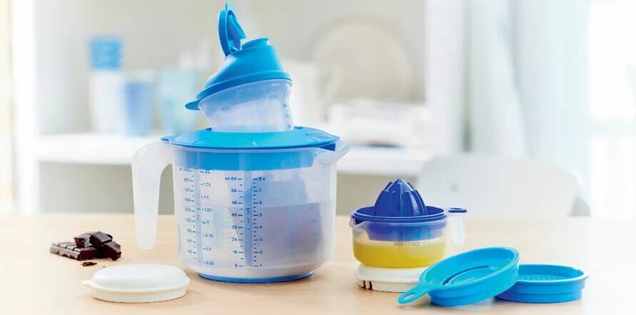 Шейкер тапервер. Емкость для смешивания Tupperware 2 л. Шейкер Tupperware 350. Шейкер тапервер 600. Шейкер 600 мл тапервер.