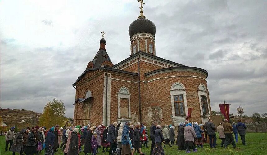 Никольское ростовская область. Покровская Церковь Никольская Миллеровский район. Слобода Никольская Миллеровского района. Покровский храм Ростовская область. Церковь Криворожье , Миллеровский район.