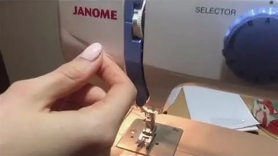 Как заправить швейную машинку ниткой janome видео. Швейная машинка janome заправка верхней нити.