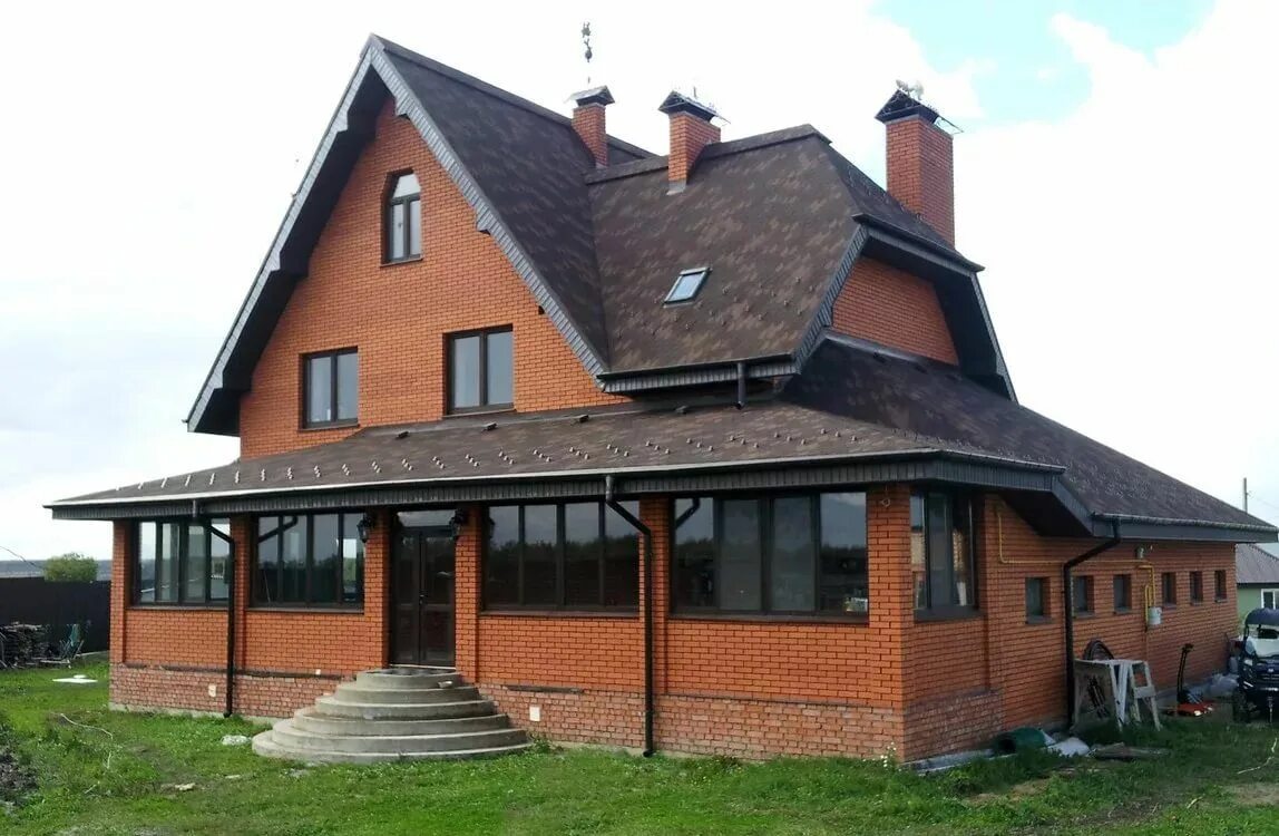 Кирпичная терраса. Веранда из кирпича. терраса из кирпича. веранда к дому из кирпича. терраса к кирпичному дому.