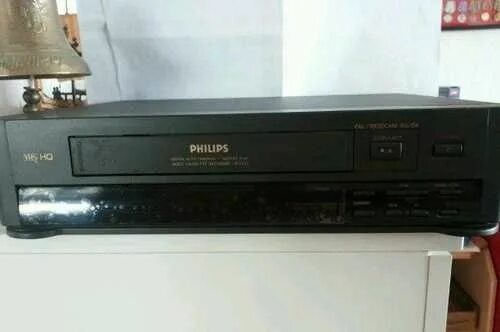 Видеомагнитофон филипс. Видеомагнитофон GOLDSTAR rn800aw. Видеомагнитофон Philips vr3261/95. Видеомагнитофон Филипс 1990-. Видеомагнитофон Philips VR 888.