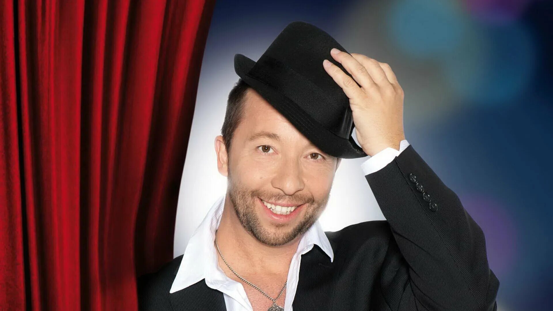 Картинка бобо. DJ Bobo. DJ Bobo фото. DJ Bobo 90е. DJ Bobo сейчас фото.