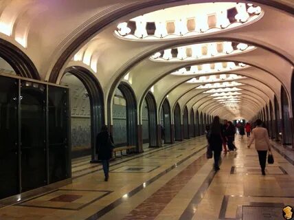 Девушки метро маяковская