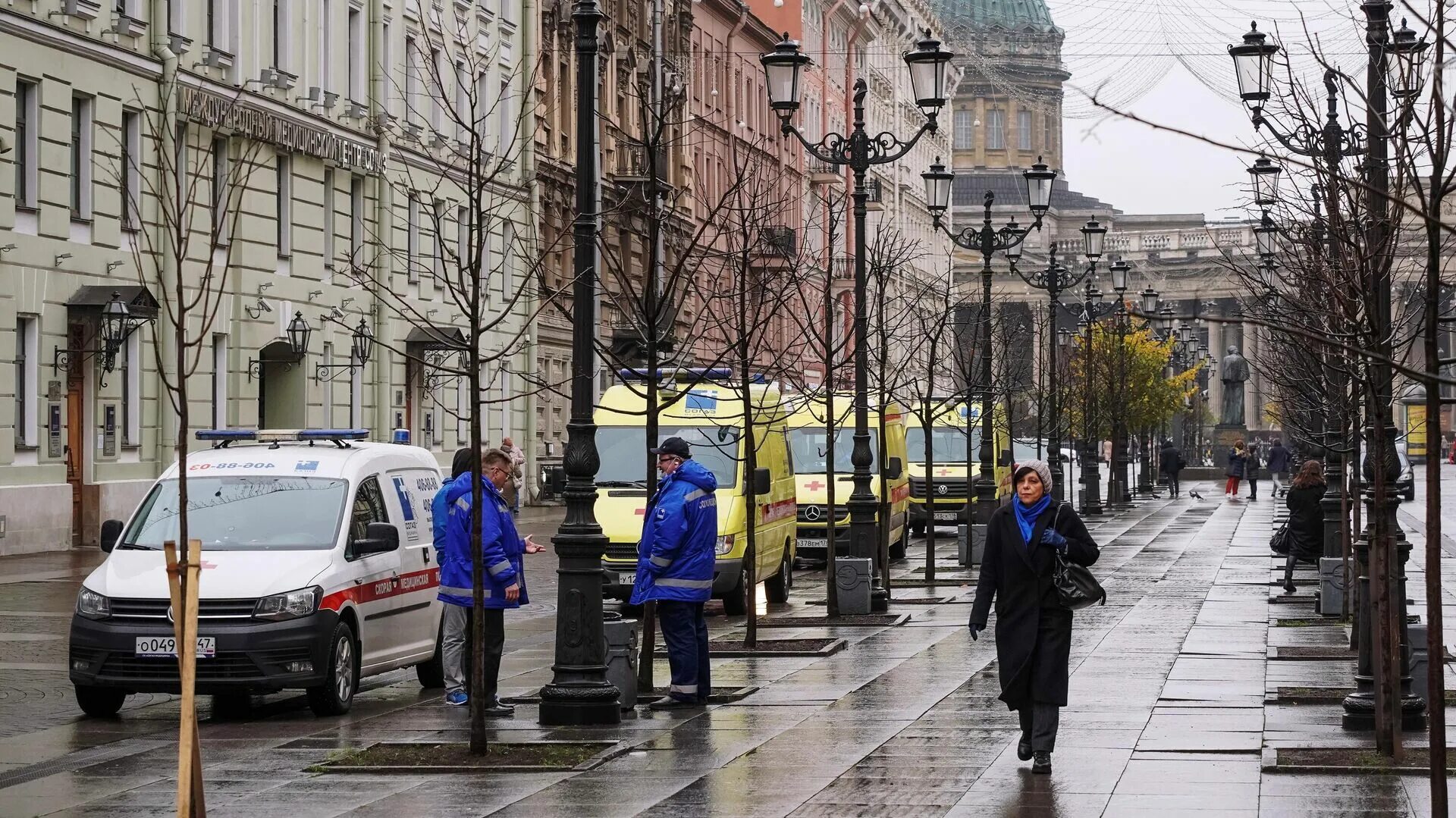 Заболевшие сегодня спб. Питер сейчас. Обстановка в Питере на сегодняшний день. Люди на улицах Санкт-Петербурга. Жители Санкт-Петербурга.