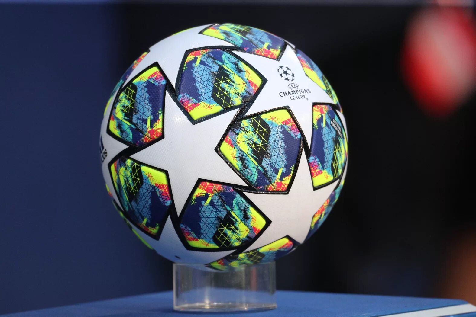 Ассоциации уефа. Мяч Лиги чемпионов 2017. Мяч Лиги чемпионов 2023. Мяч Лиги чемпионов 2019. Футбольный мяч УЕФА.
