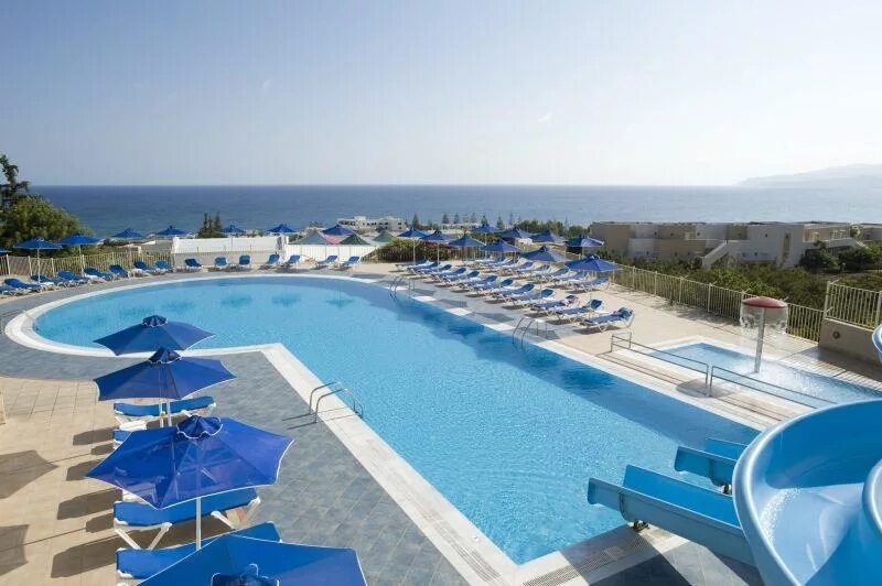 Холидей инн гоа кандолим. Grand hotel holiday resort крит греция. Крит отели 5 звезд. Holiday resort. Sokol resort 4 крит.