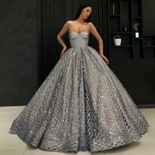 Вечерние платья пышные длинные