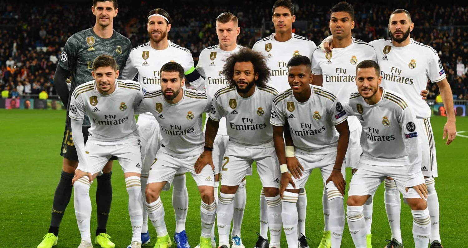 Реал мадрид барселона эль классико. El real madrid. Футбольная команда реал мадрид. El real madrid. El real madrid.