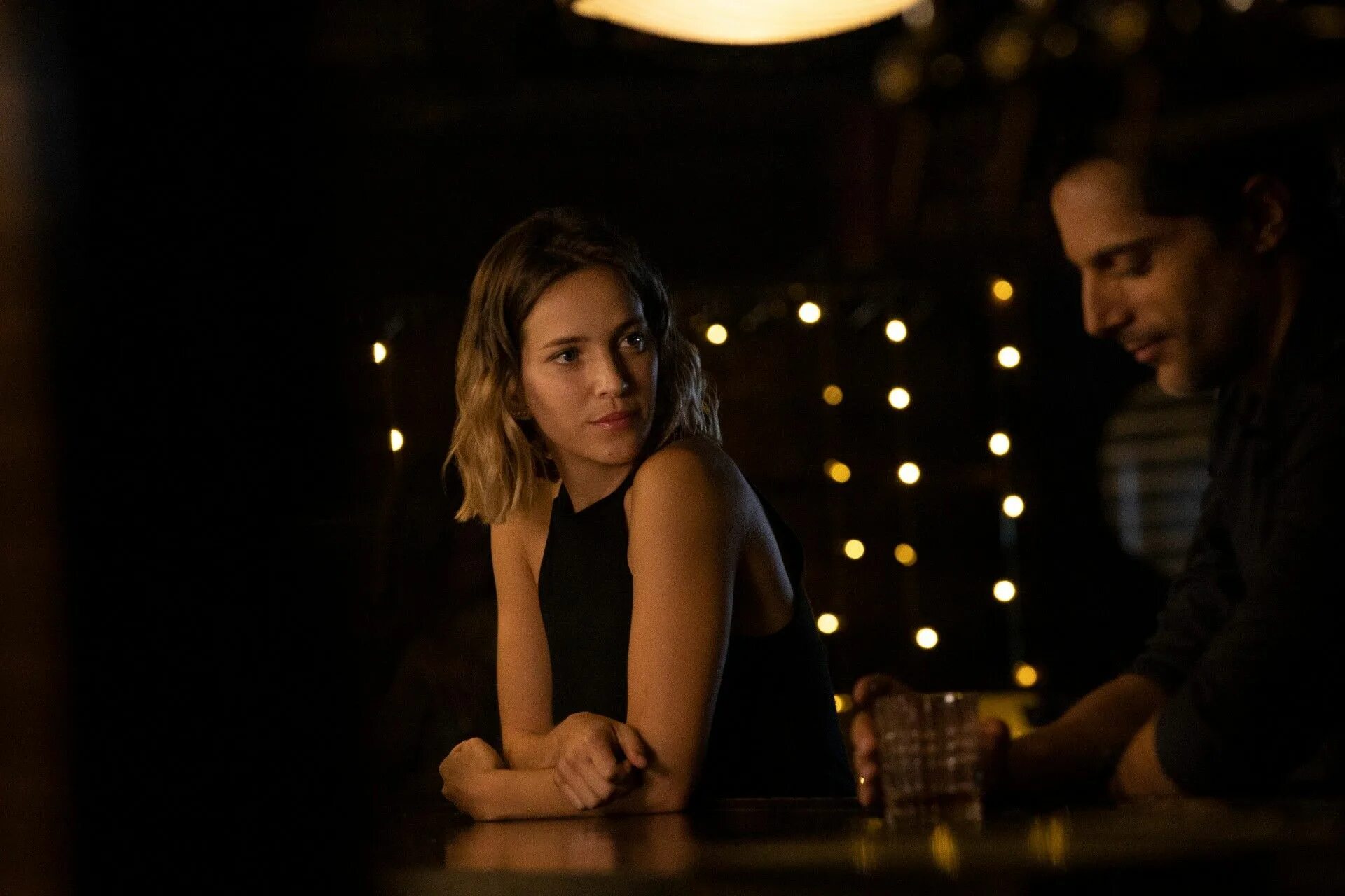 Доктор дэниел пирс. Сериал нейродетектив кейт. Сериал восприятие кейт моретти 3 сезон. Предчувствие конца фильм. Предчувствие фильм 2017.