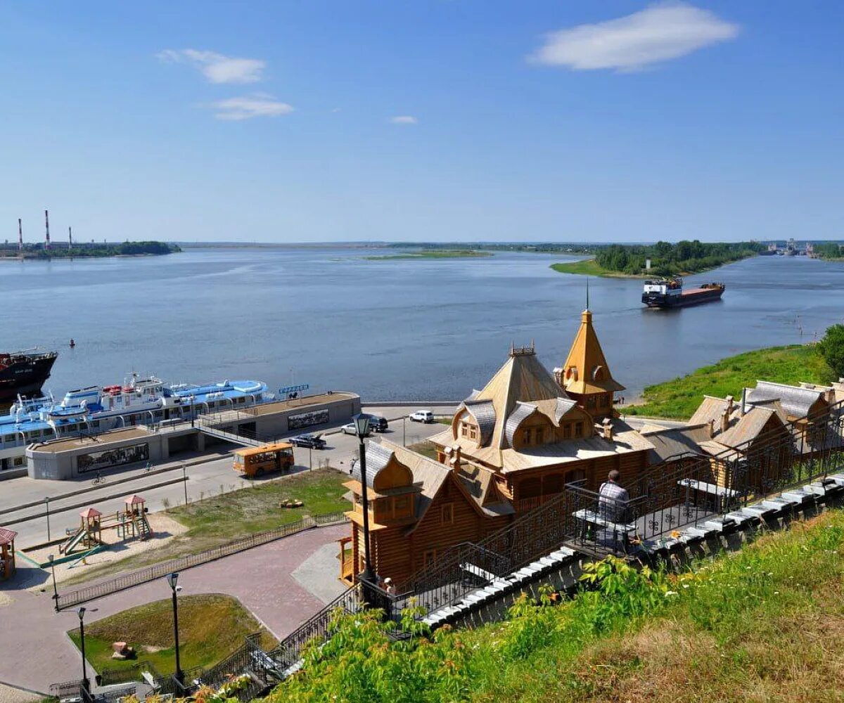 Городец на Волге. Городец река Волга. Город Городец Нижегородской области. Набережная город Городец. Чем известен городец нижегородской области