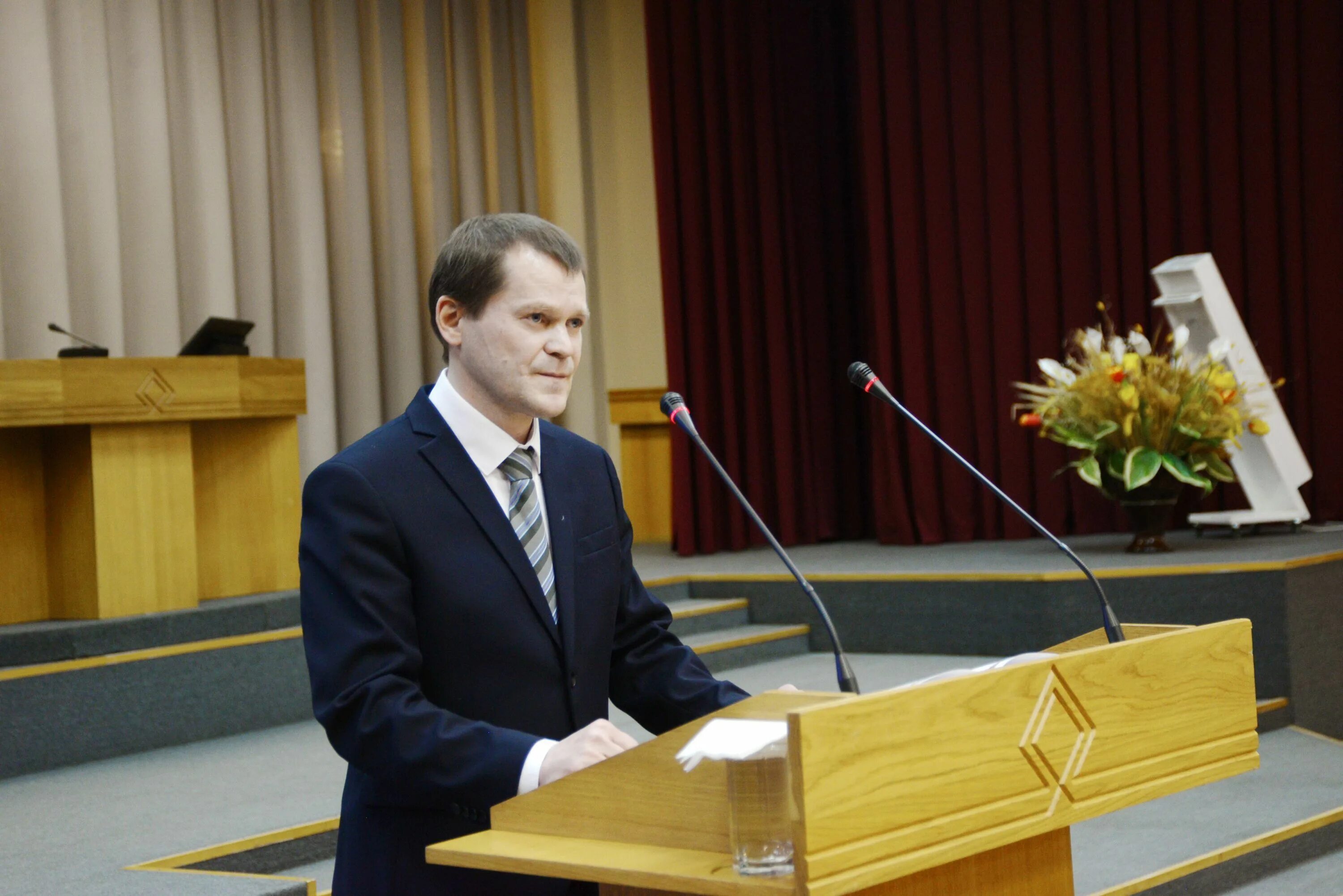 Уполномоченный по правам человека в чувашской республике. Детский омбудсмен чувашской республики. Романов сергей чувашской республике. Сергей романов чувашия. Уполномоченный по правам ребенка в чувашской республике картинки.