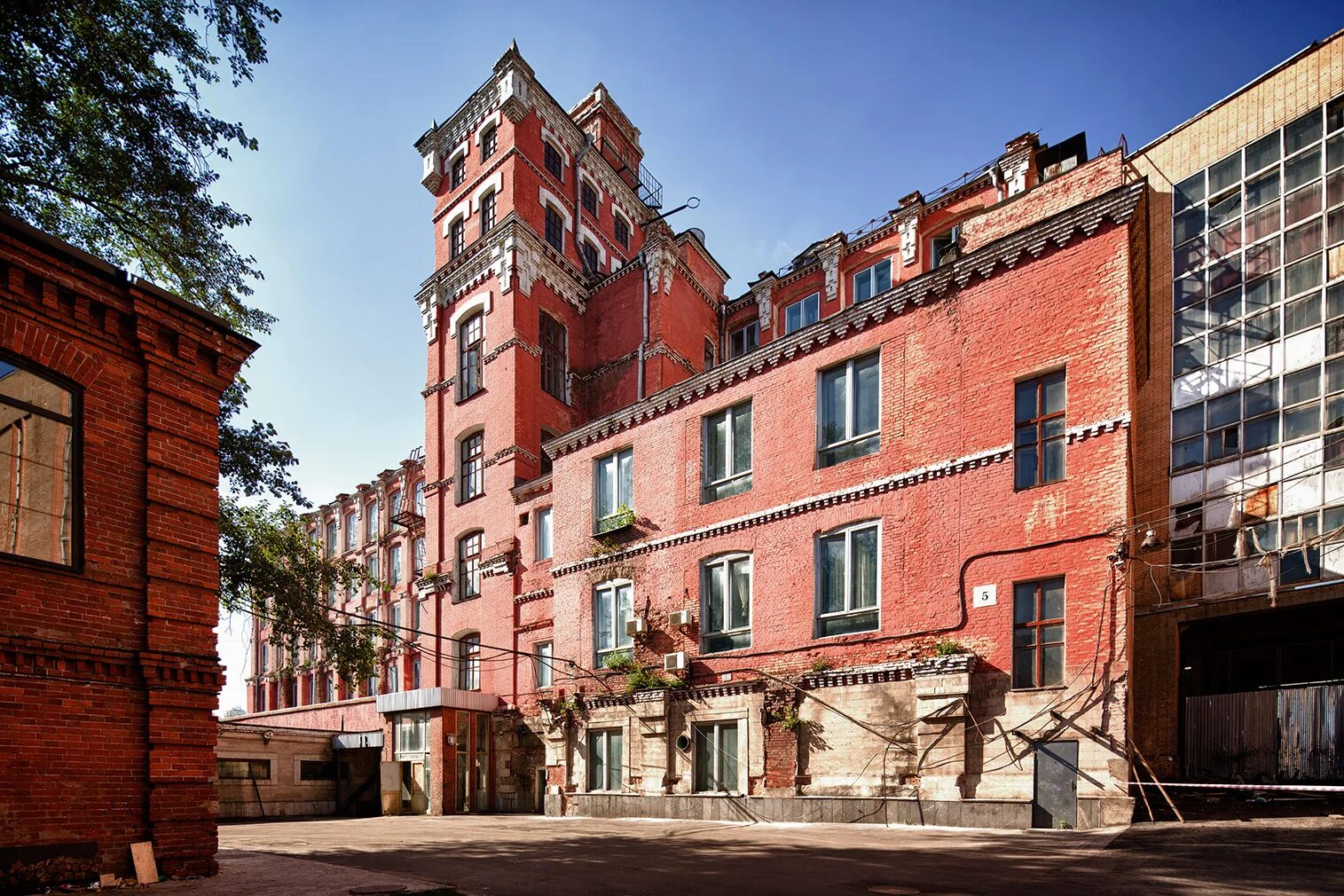 трехгорная мануфактура ткани. трехгорная мануфактура ткани. текстильная фабрика трехгорная мануфактура. трёхгорная мануфактура ткани. мануфактура логотип.