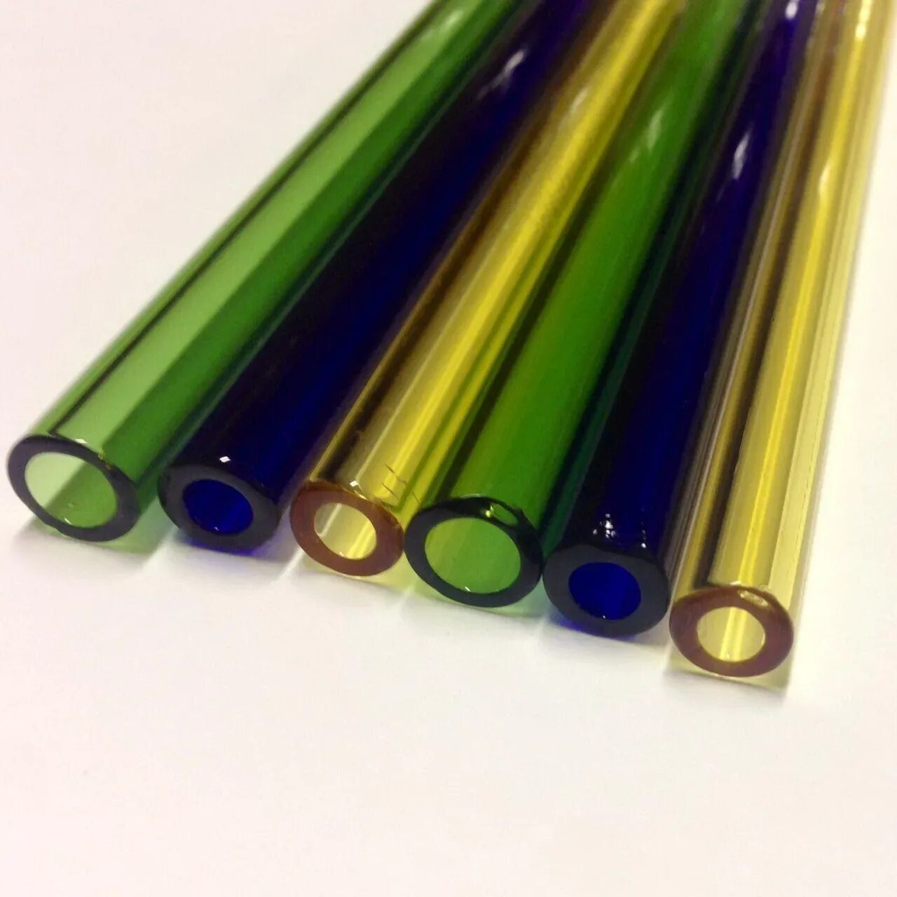 Акриловый стержень 10мм. Стеклянные трубочки цветные. Стеклодроты. Стеклянные трубочки для лэмпворка. Труба из стекла.