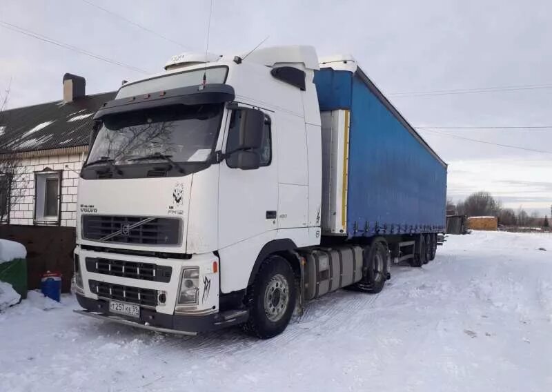 Авито б у купить вольво. Вольво сцепка. Сцепка Вольво бортовая. Сцепка Вольво самосвал прицеп. Тягач Вольво в сцепке с полуприцепом 2018 года.