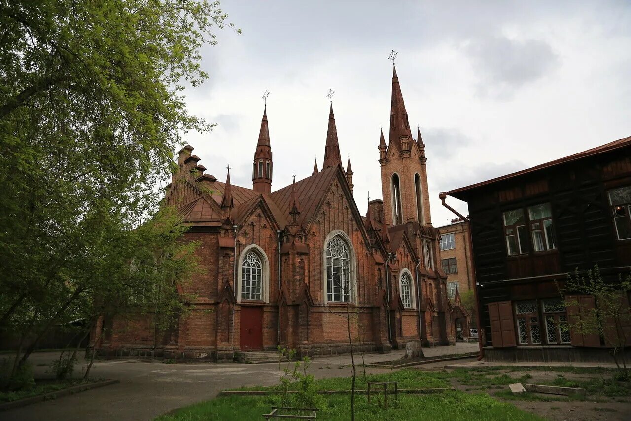 Храм преображения господня. Храм преображения господня (красноярск). католический костел красноярск. костел преображения господня красноярск. римско-католический приход преображения господня красноярск.