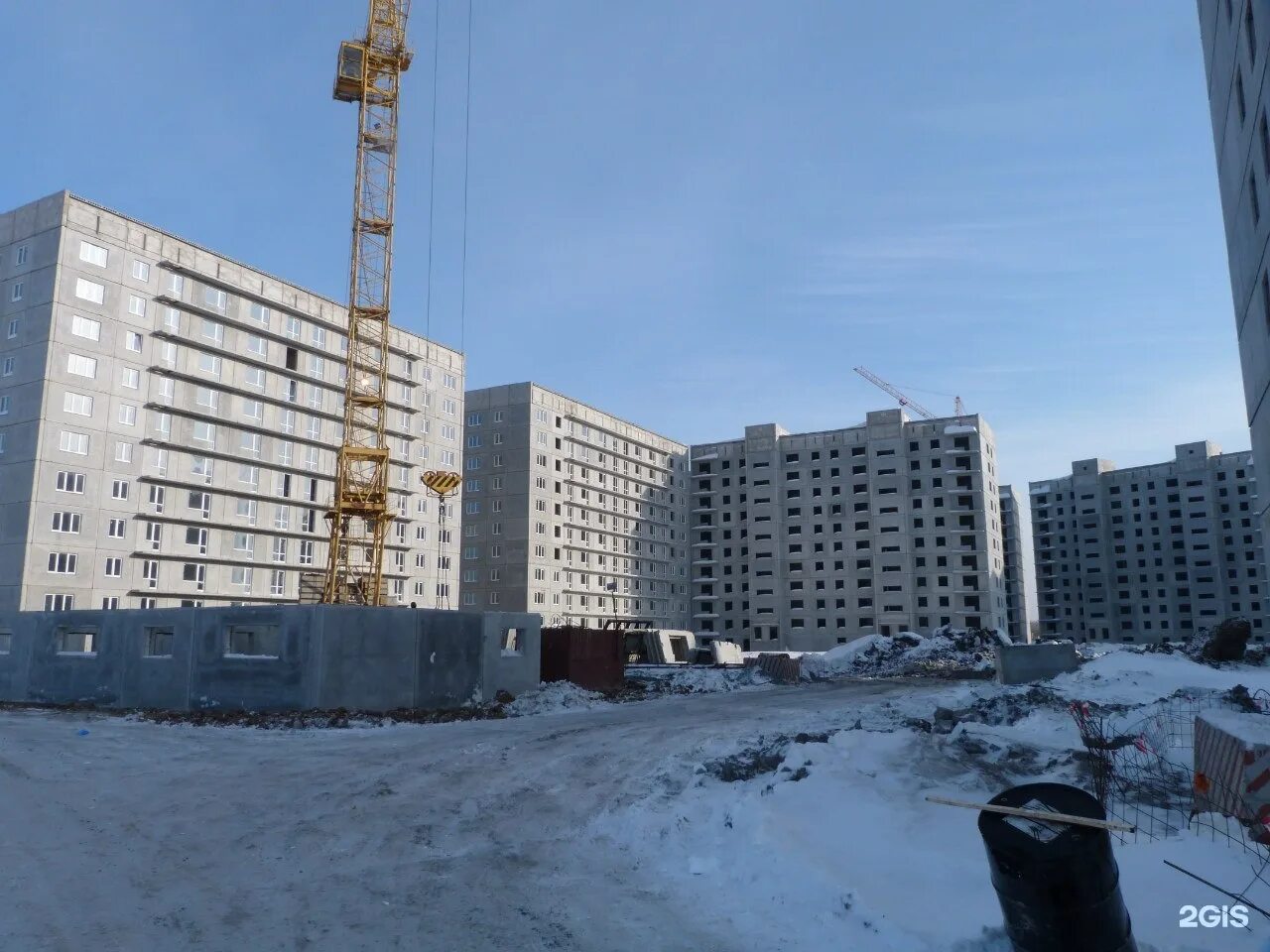 Виктора шевелева 34. Дискус новосибирск бронная. Улица виктора шевелева 18/1. Улица виктора шевелева новосибирск. Виктора шевелева 28.