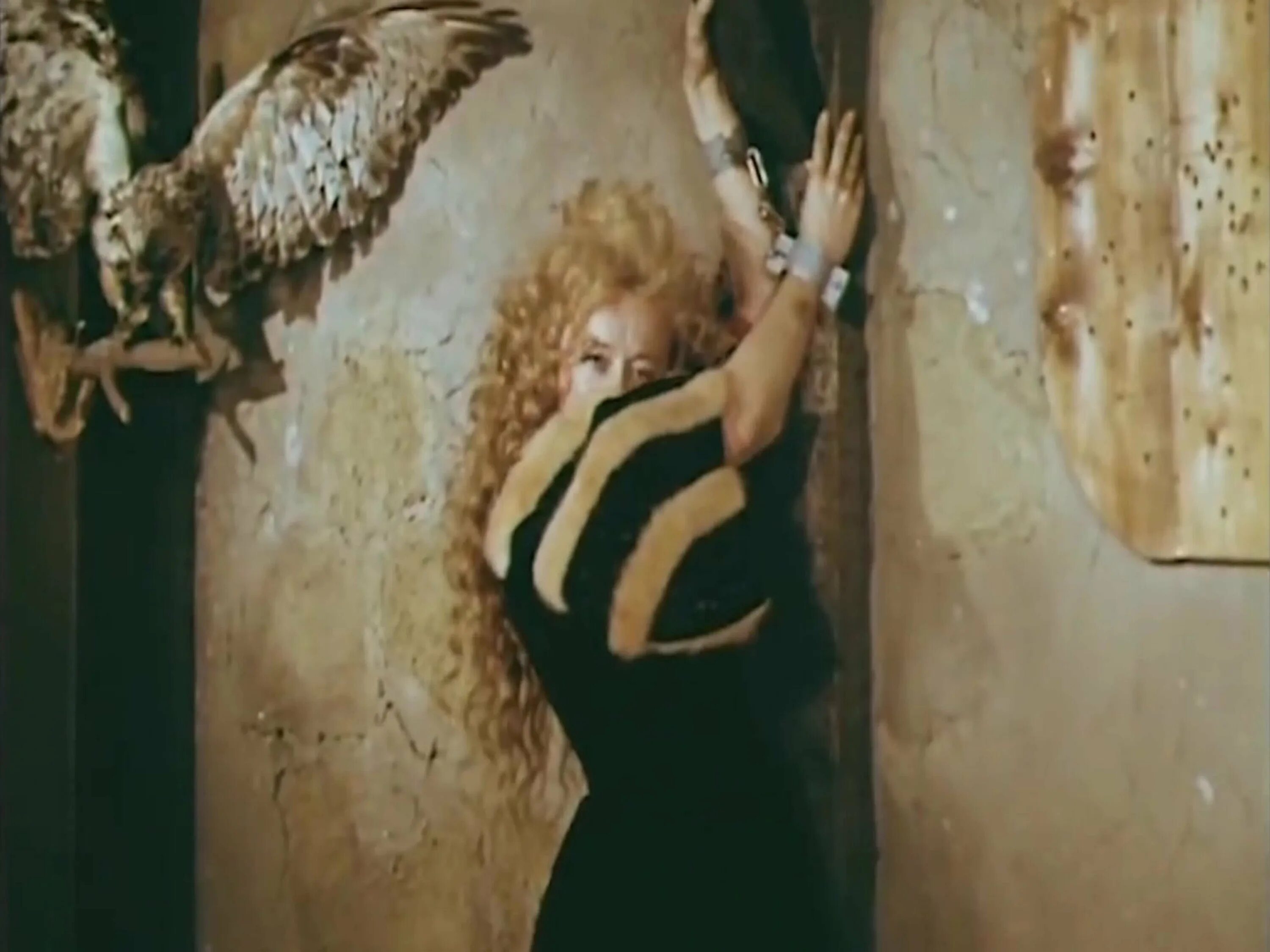 Значение клейма лилии на плече миледи. Миледи винтер три мушкетера.