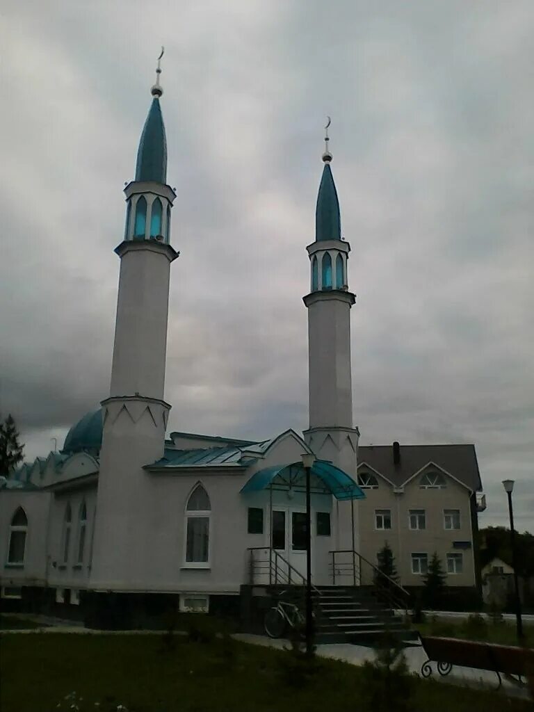 Мечеть в калуге. Нижнекамская соборная мечеть. альдермыш мечеть. акбулакский мечеть.