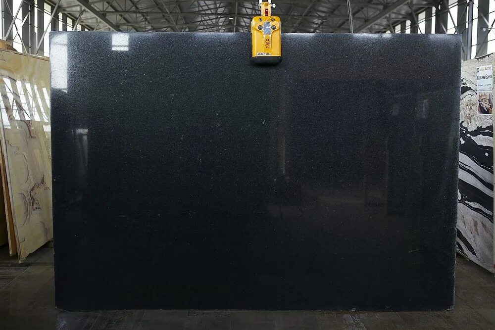 Слэб Абсолют Блэк. Слэб Абсолют Блэк гранит. Гранит absolute Black Waterjet. Абсолют Блэк ватерджет.