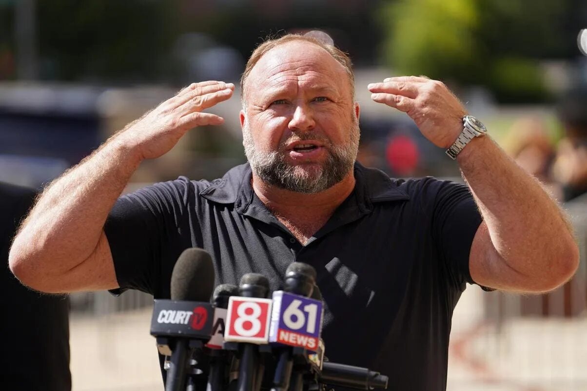 Все видео с Alex Jones смотрите в хорошем качестве