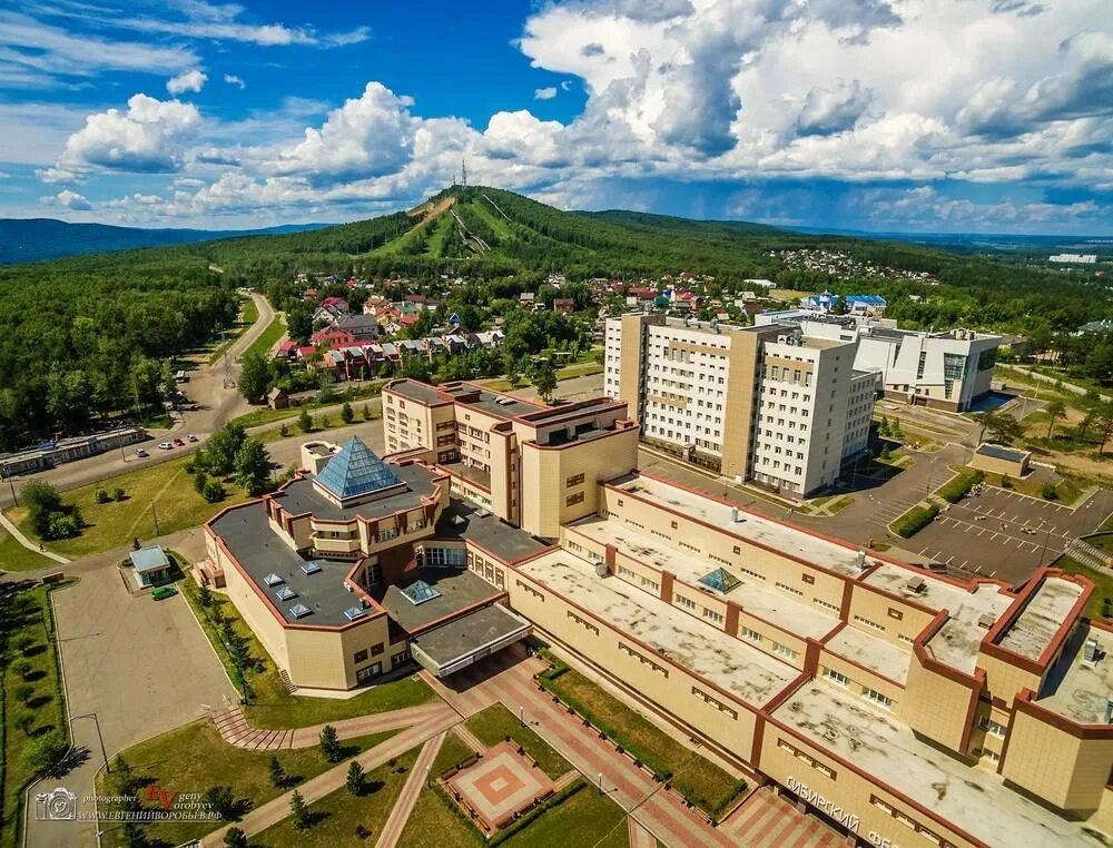 Сфу строительный институт. Сфу сибирский федеральный университет красноярск. сфу университет красноярск. пирамида сфу красноярск. студгородок красноярск сфу.