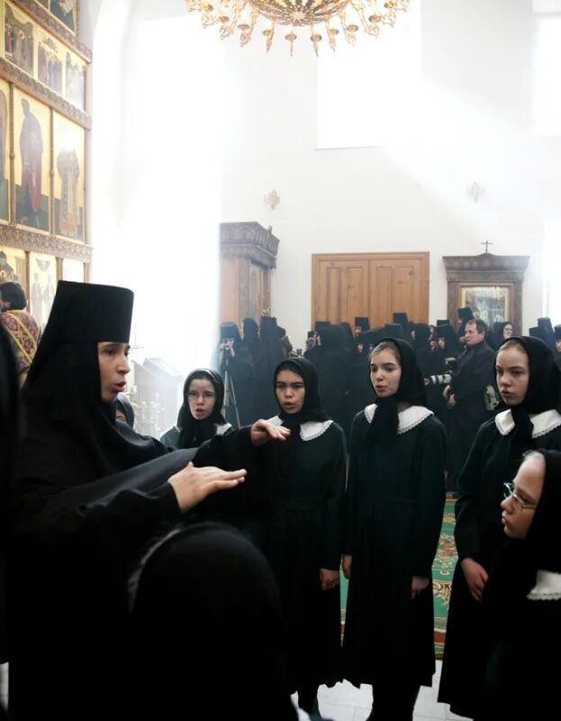 детский хотьковский монастырь. приют для девочек хотьково. покровский монастырь в москве приют. хор покровского монастыря в хотьково. приют хотьково.