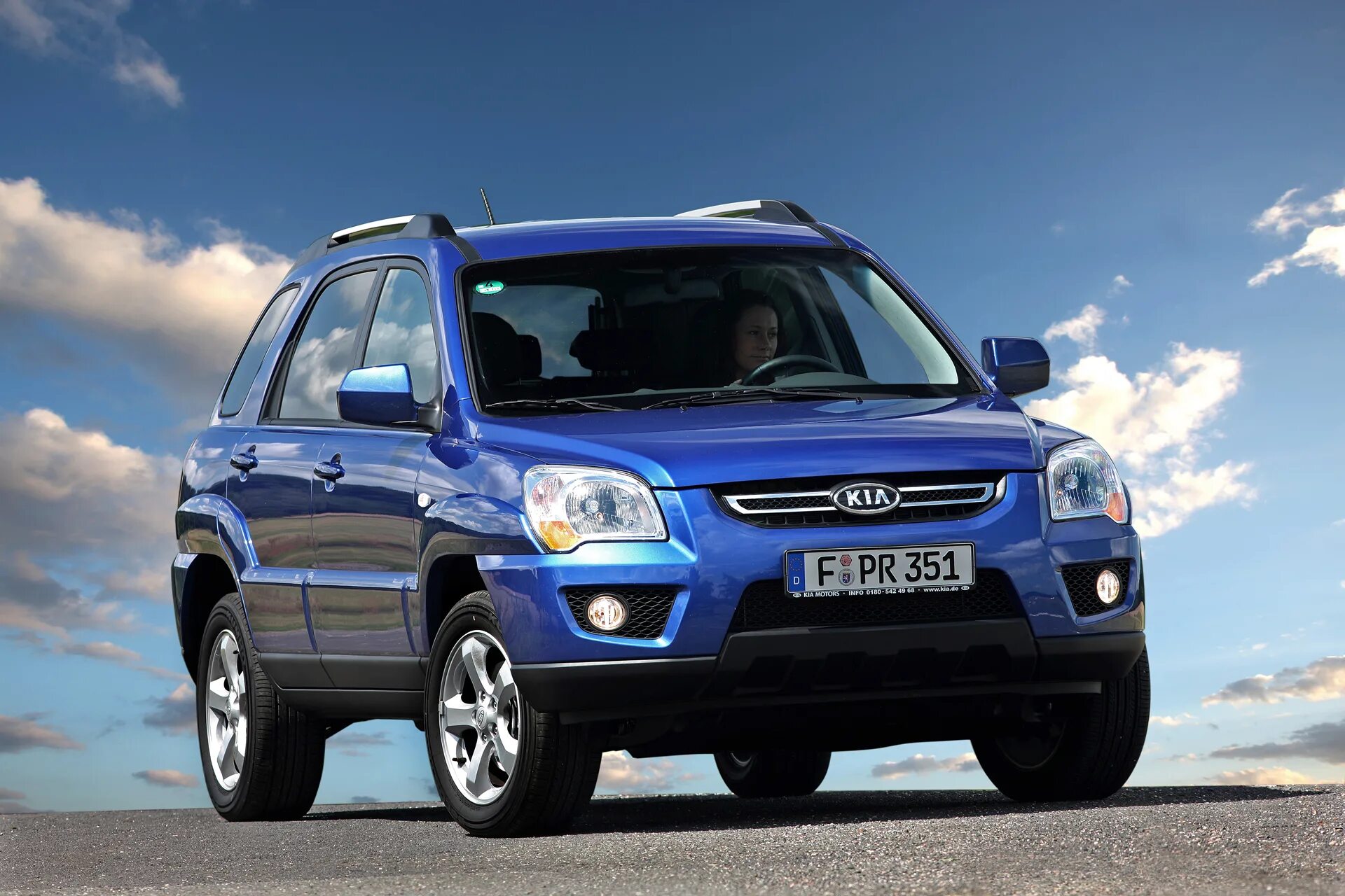 Спортейдж 2 видео. Kia sportage v6. Киа спортаж 2 поколения. Kia sportage 2008-2010. Спортейдж 2 видео.