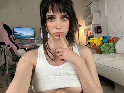 F*CK IT sending the topless version to everyone who says 'gm' ☀ h...