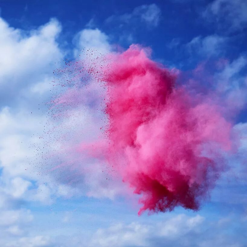 Разноцветные облака. Розовое облако. Яркие облака. Пушистые розовые облака.