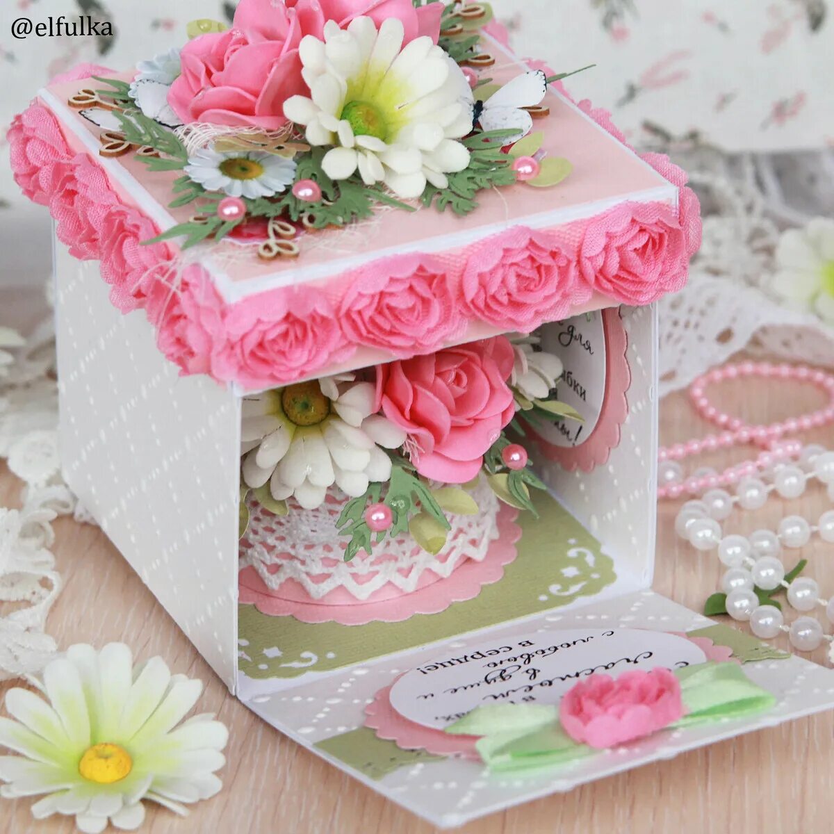 украшение шкатулки фоамираном. подарочные коробки с цветами из фоамирана. коробочки из фоамирана своими руками. коробочки из фоамирана своими руками. коробочка с цветами из фоамирана.