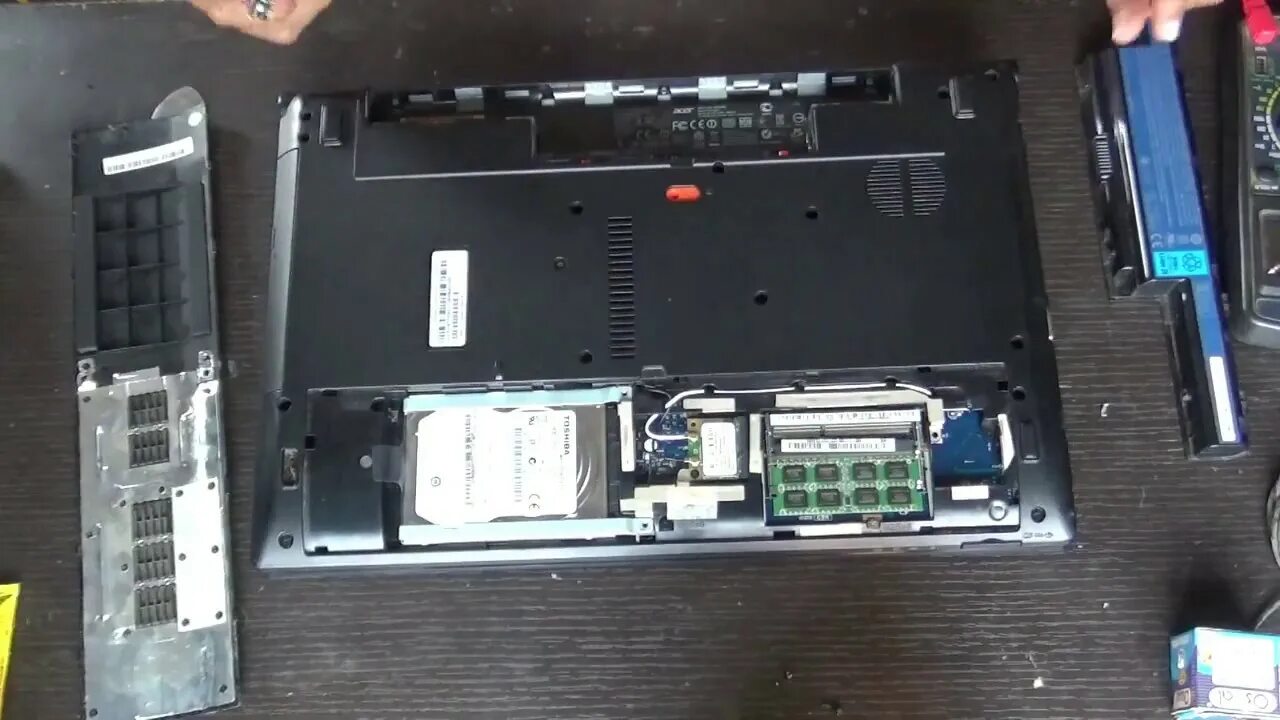 Aspire v3 571g аккумулятор купить. Acer Aspire v3-571g WIFI. Acer Aspire v3 571. Aspire v3-571g адаптер. Acer Aspire 7 inside WIFI Adapter.